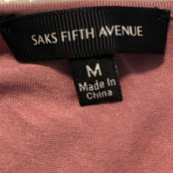 Saks Fifth Avenue Sleeveless Front Ruffle Mauve Top Size Medium - Picture 5 of 7